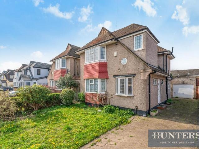 House for sale in London Borough of Hounslow, Heston