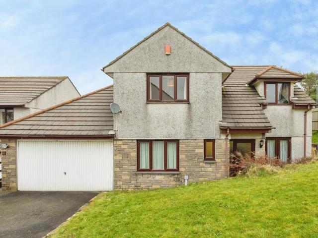 House for sale in Roseworthy, Cornwall