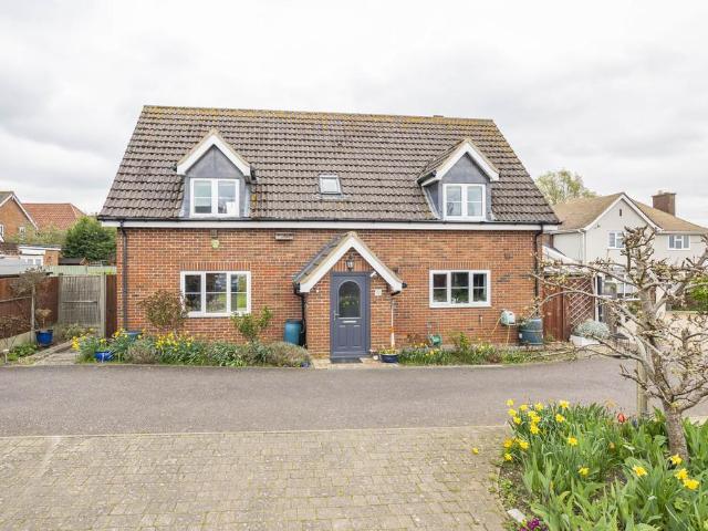 House for sale in Chelmondiston, Suffolk