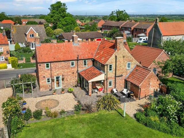 House for sale in Barholm, Lincolnshire