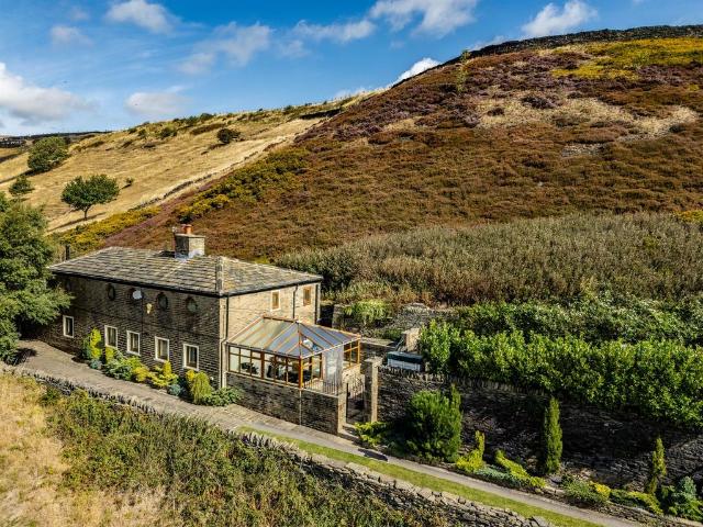 House for sale in Halifax, West Yorkshire