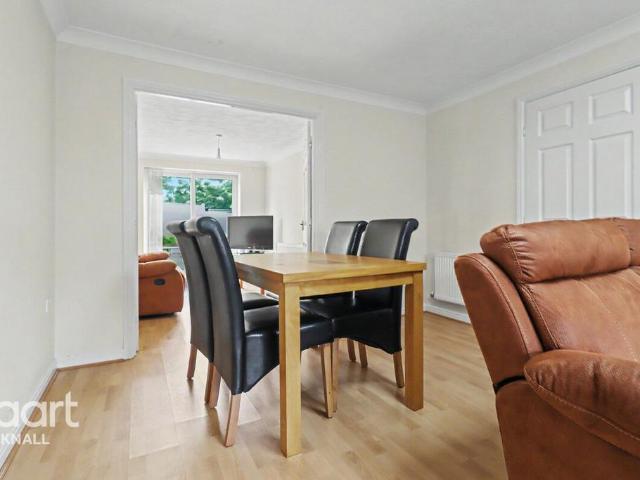 House for sale in Huthwaite, East Midlands