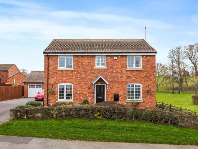 House for sale in Burton Latimer