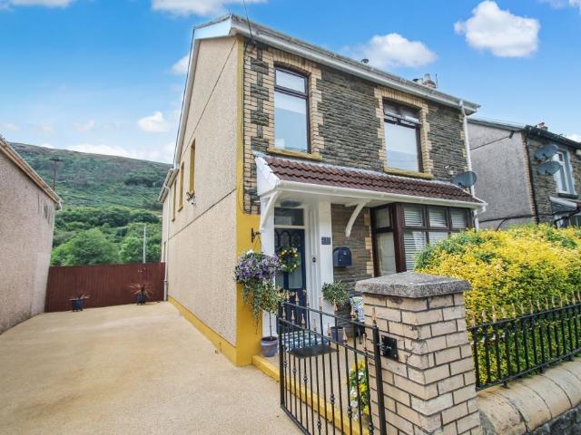 House for sale in Tir-Phil, New Tredegar