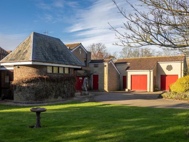 House for sale in Gosberton Clough, Lincolnshire