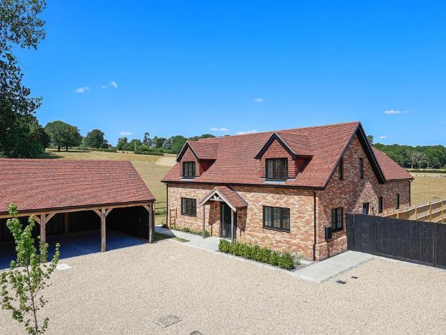 House for sale in Pachesham Park, Surrey