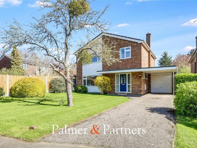 House for sale in Howe Green, Chelmsford