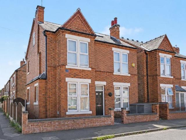 House for sale in Caldermill, East Midlands