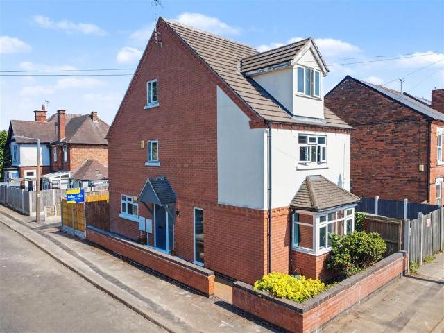 House for sale in Caldermill, East Midlands