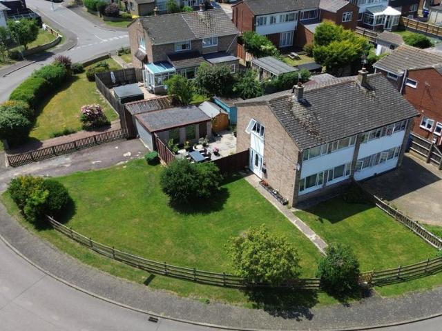 House for sale in Deanshanger
