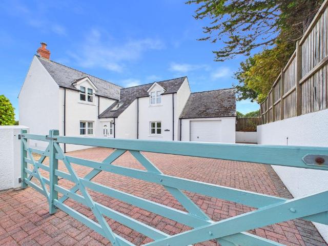 House for sale in St. Mary Out Liberty, Saundersfoot