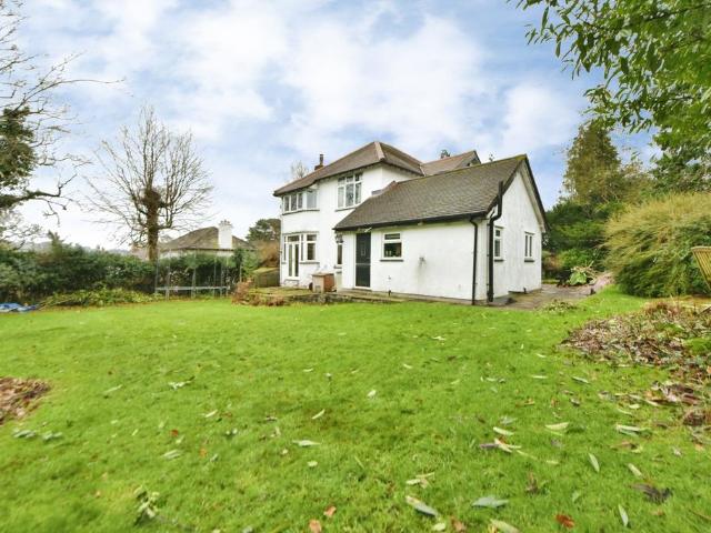 House for sale in Buxworth, Charlesworth