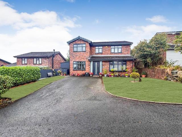 House for sale in Gobowen, Shropshire