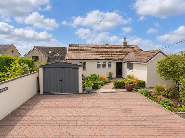 House for sale in Pilton