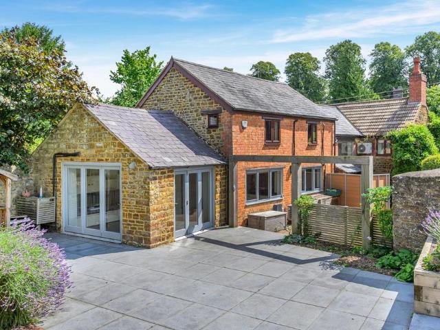 House for sale in Litchborough, Northamptonshire
