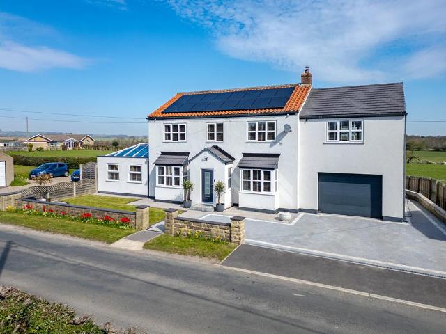 House for sale in Newton-le-Willows, North Yorkshire