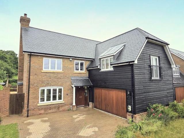House for sale in Perryfields, West Sussex