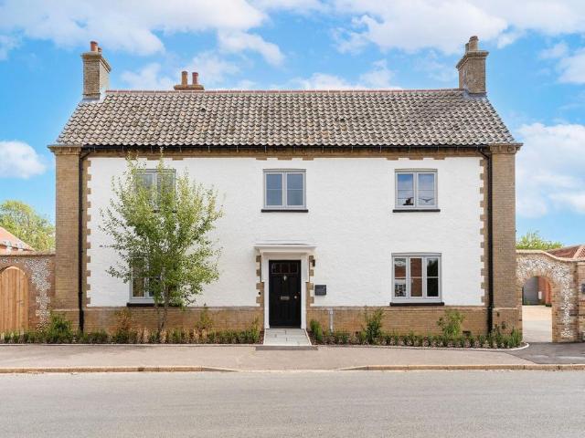 House for sale in East Tuddenham, Norfolk