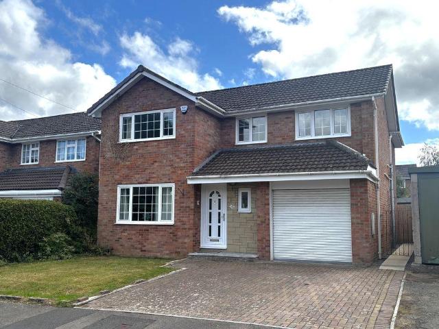 House for sale in Gilwern, Wales