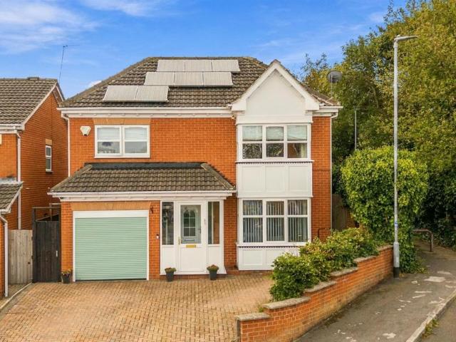 House for sale in East Ardsley, Leeds