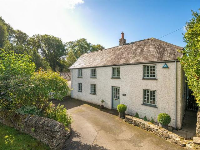 House for sale in Grampound, Cornwall