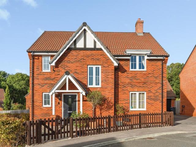 House for sale in Crowdhill, Eastleigh