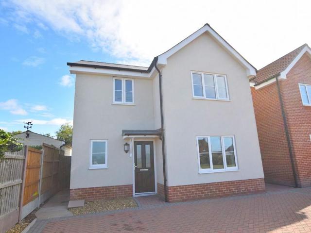House for sale in Dale Hill, Essex