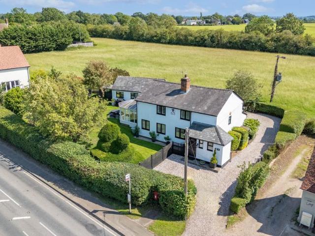 House for sale in Little Canfield, Duton Hill