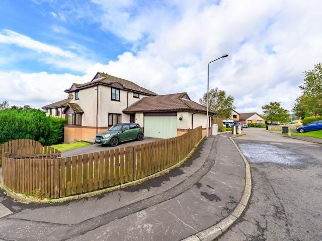 House for sale in Inverkip, Scotland