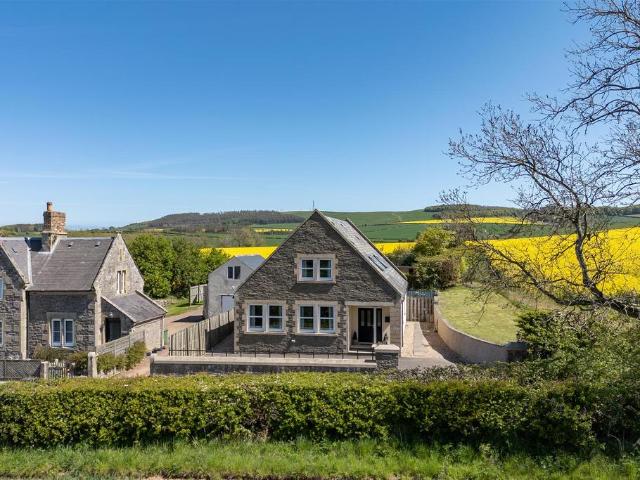 House for sale in Ayton, Scotland
