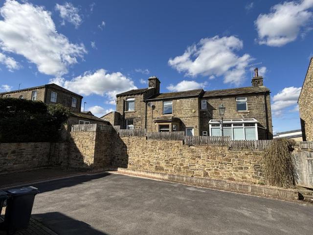 House for sale in Cullingworth, West Yorkshire