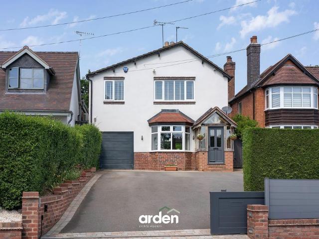House for sale in Bromsgrove, Worcestershire