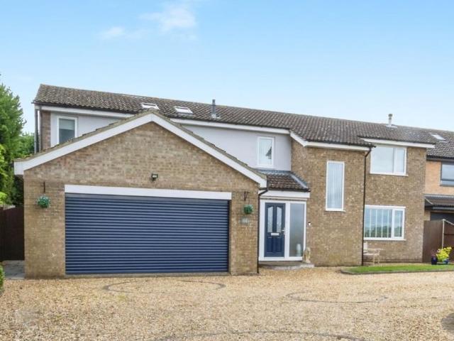 House for sale in Washingborough, North Kesteven