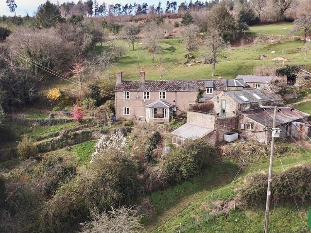 House for sale in Bromsberrow Heath, Gloucestershire