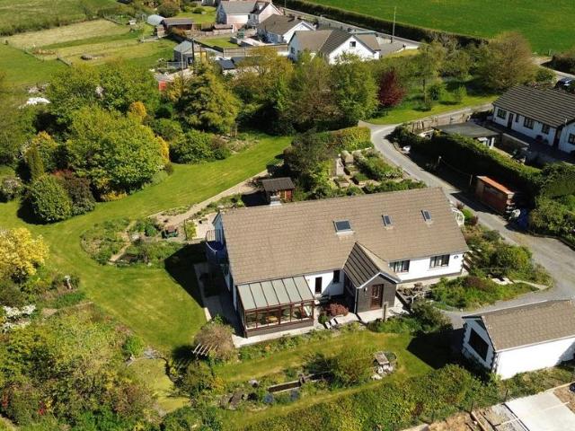 House for sale in Llanllwni, Wales