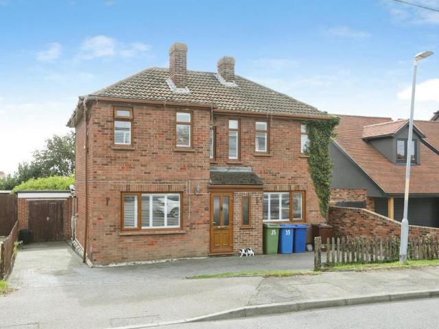 House for sale in Merryman's Hill, Swale