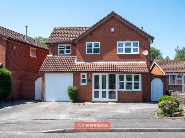 House for sale in Hall Green, West Midlands