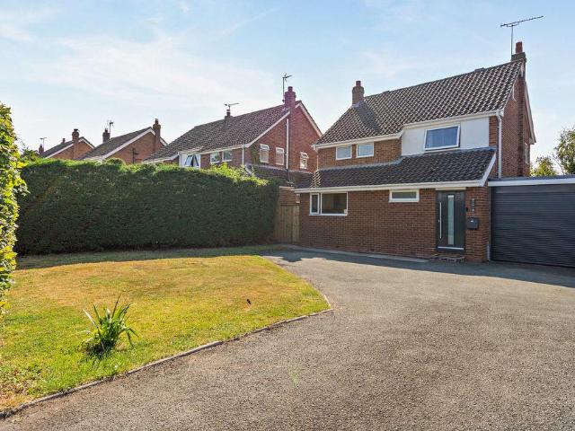 House for sale in Tattenhall, Cheshire
