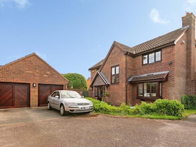 House for sale in Compton Acres, Barton In Fabis