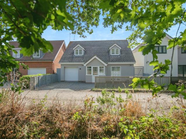 House for sale in Bixley, Eastbridge