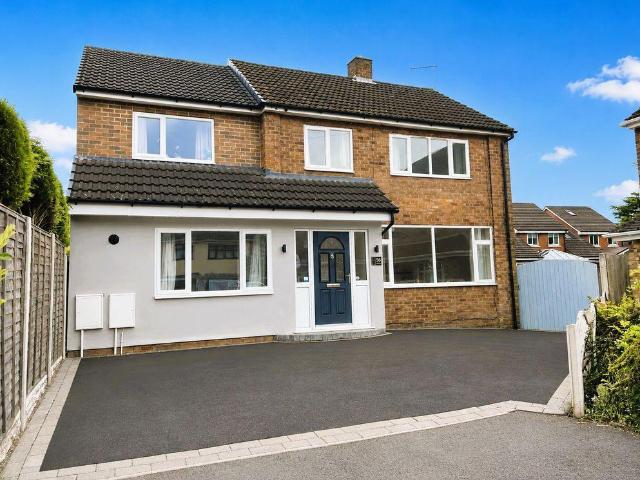 House for sale in Brownhills, West Midlands