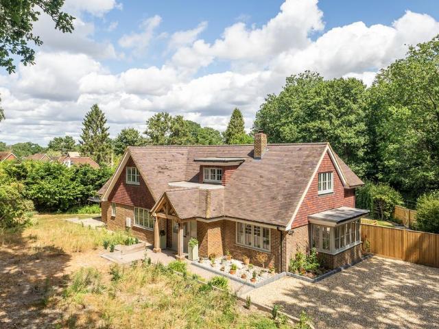House for sale in Storrington and Sullington, Horsham