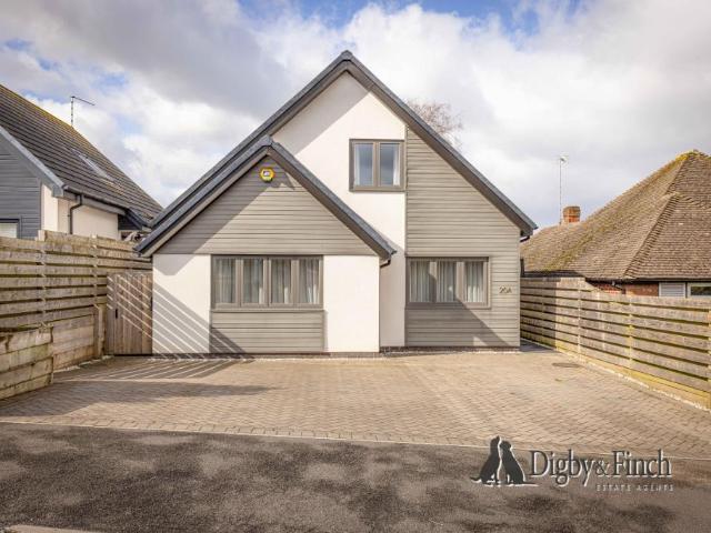House for sale in Harlequin, Barton In Fabis