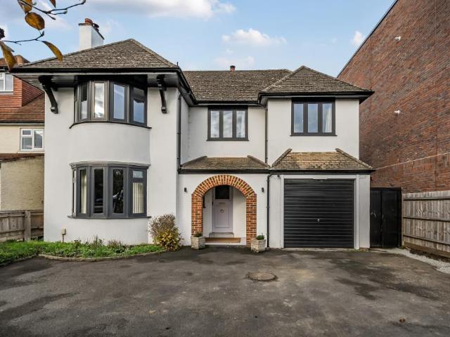 House for sale in The Slade, Oxfordshire