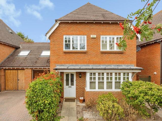 House for sale in Westborough, Surrey