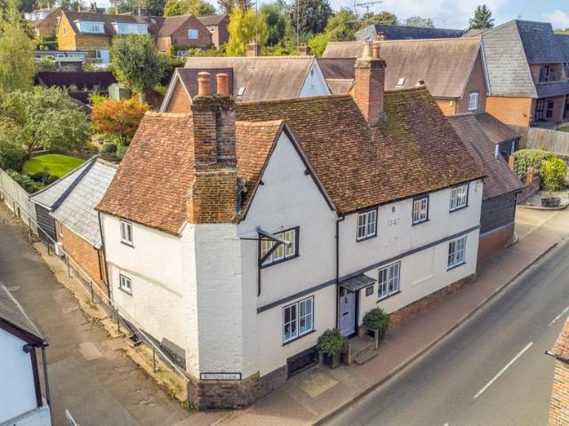 House for sale in King's Walden, Hertfordshire