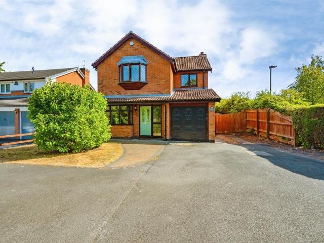 House for sale in Oakwood, East Midlands