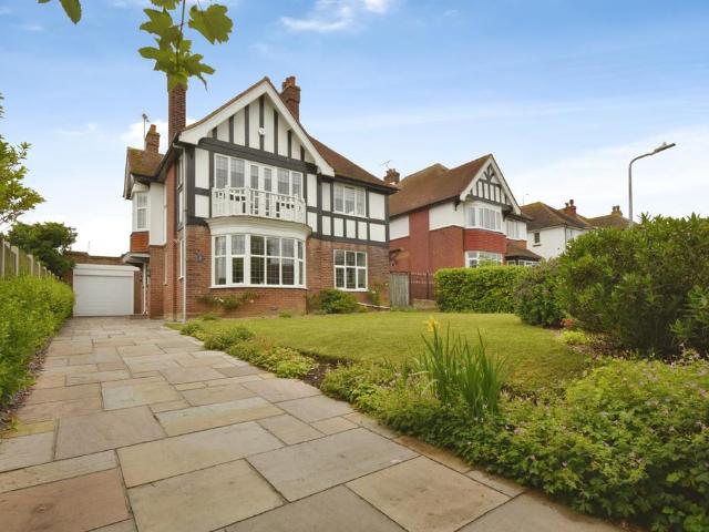 House for sale in East Cliftonville, Acol