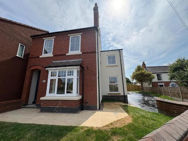 House for sale in Chadsmoor, Staffordshire