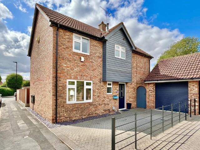 House for sale in Tickhill, South Yorkshire